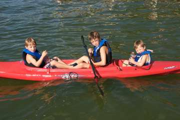 1282068300 456a7c1bc1m.jpg