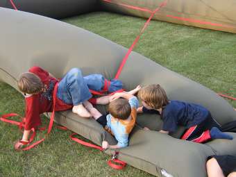 195843154 1738f89523m.jpg