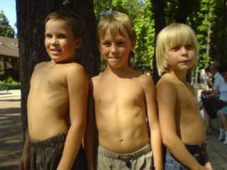 2044051 640x480m.jpg