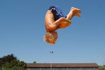 230371484 172c61544em.jpg