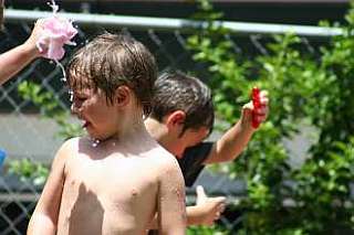 2714100549 18af17fd78m.jpg