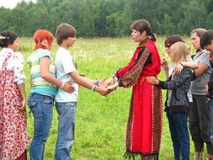1246640497 5 znakomstvo-s-kulturojj-narodov rossijam.jpg